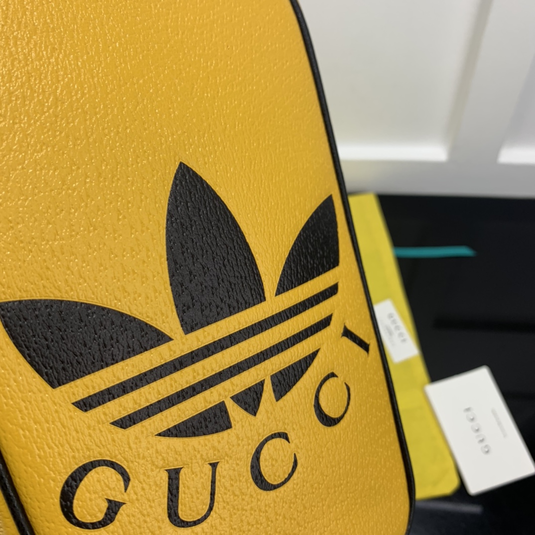 Gucci Cosmetic Bags